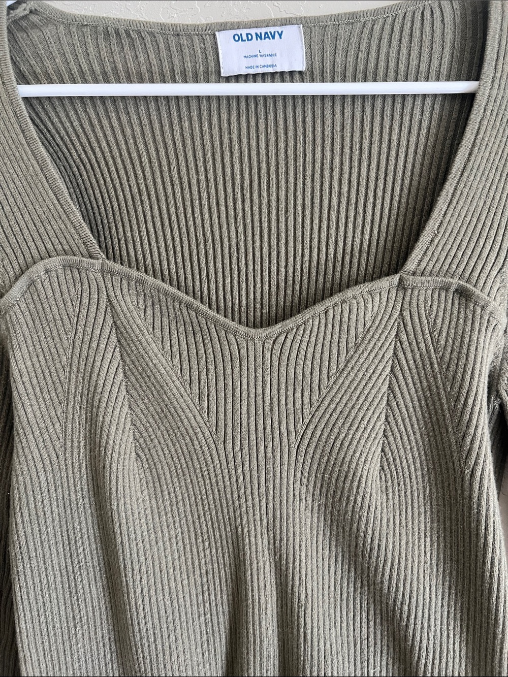 Old Navy Olive Ribbed Sweetheart Long-Sleeve Top - Picture 2 of 4